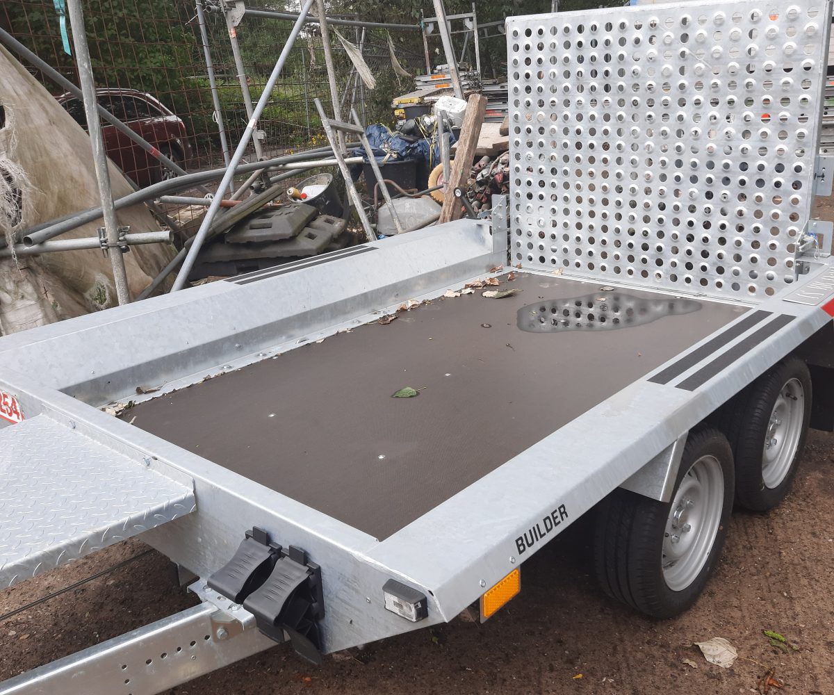 Maschinentrailer Baumaschinen