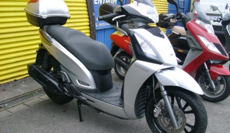 02_Kymco-People-125-GTI-silber-23.03.23-02