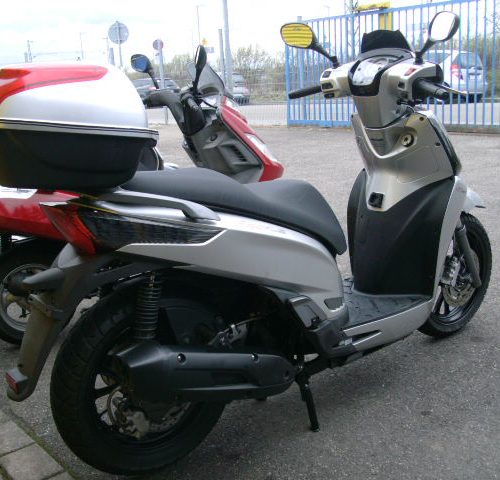 Kymco People GTi 125 10.000km EZ.07.2011 Frische Große Inspektion & Tüv Neu
