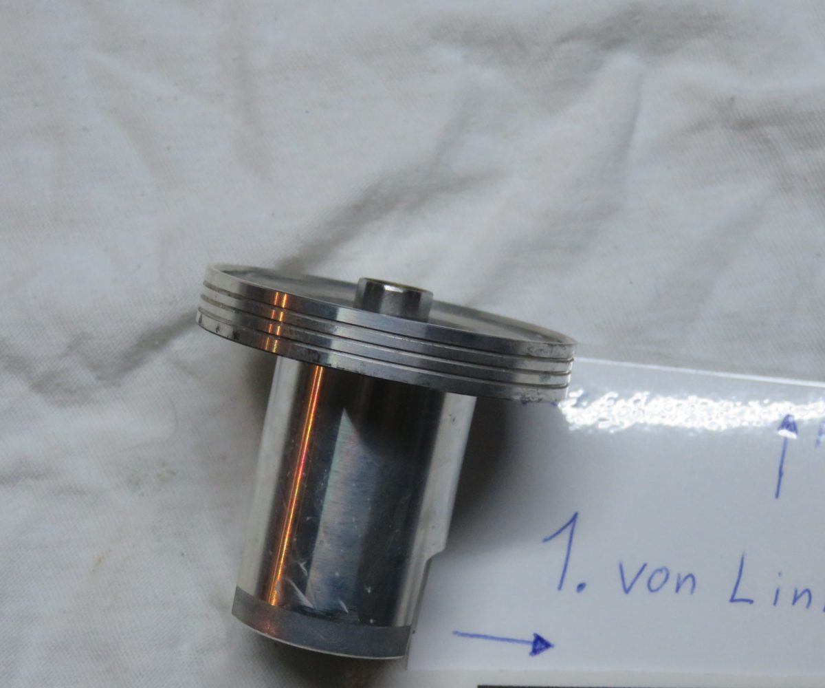 Honda CB900 Boldor SC01 Unterdruckkolben Text lesen Kennung 3239 VHB