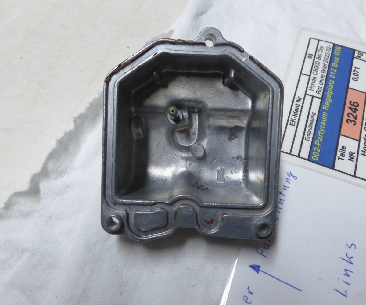Honda CB900 Boldor SC01 Schwimmerkammer Text lesen Kennung 3246 VHB