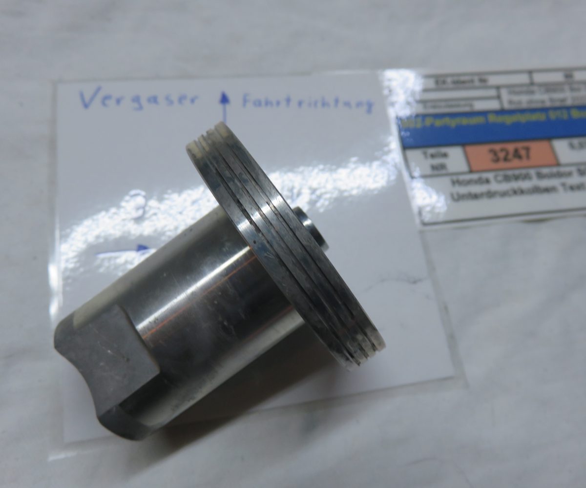 Honda CB900 Boldor SC01 Unterdruckkolben Text lesen Kennung 3247 VHB