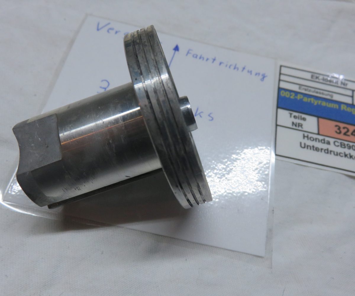 Honda CB900 Boldor SC01 Unterdruckkolben Text lesen Kennung 3247 VHB