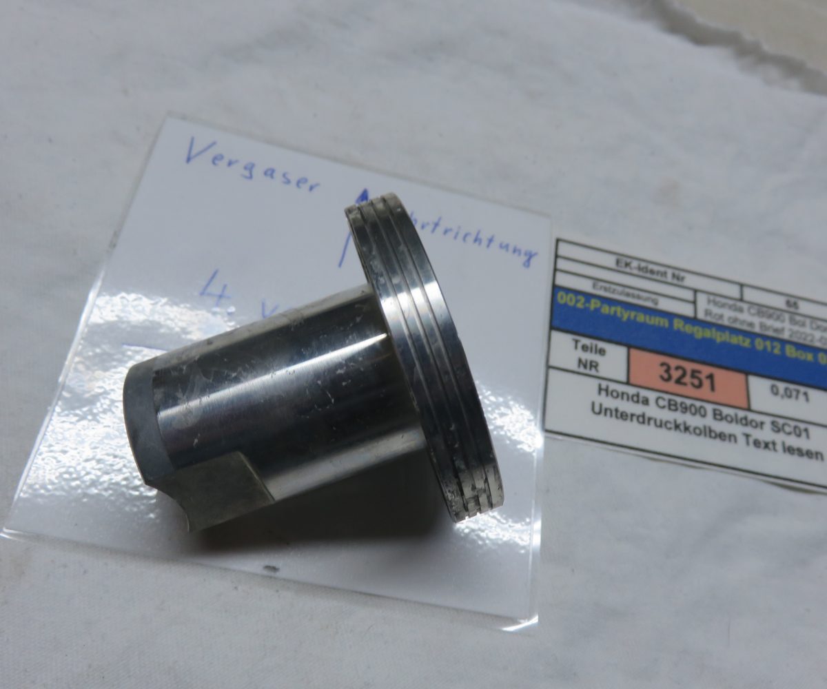 Honda CB900 Boldor SC01 Unterdruckkolben Text lesen Kennung 3251 VHB