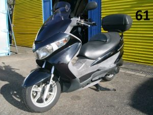 01_Suzuki-Burgman-125-schwarz-30.01.25-01