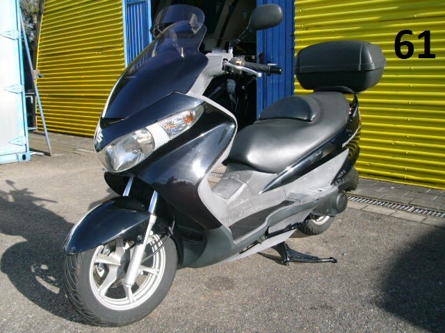 Burgman 125 Nur 11.550km Tüv 09.2026 Frische Wartung EZ. 08.2008