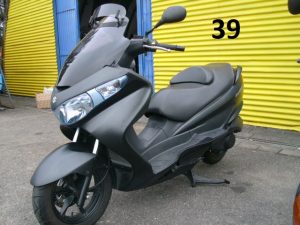 06_Suzuki-Burgman-125-schwarzmatt-20.02.25-01