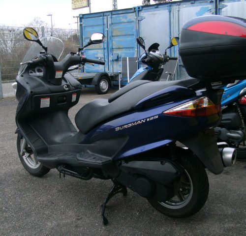 Suzuki Burgman UH 125 Frische Große Inspektion Nur 12.570km EZ. 11.2008 Tüv 02.2027