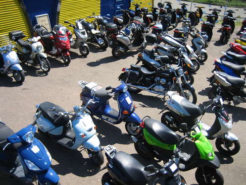 Suzuki Burgman UH 125 Frische Große Inspektion Nur 12.570km EZ. 11.2008 Tüv 02.2027