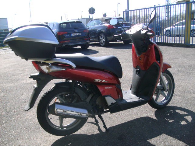 Honda SH 125 i JF14 Nur 13.308km Ez. 09.2008 Tüv Neu ab Kauf