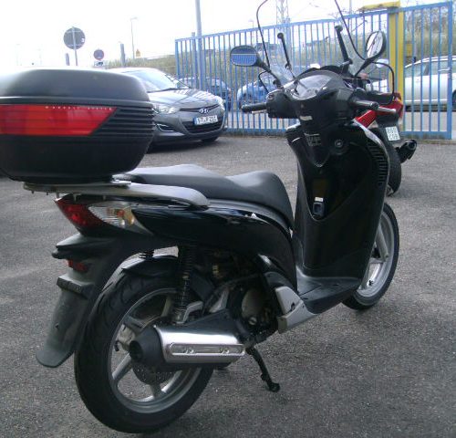 Honda Sh 125 i Großes Windschild & Topcase 21.369km Ez. 05.2010 Tüv 08.2026 Frische Wartung