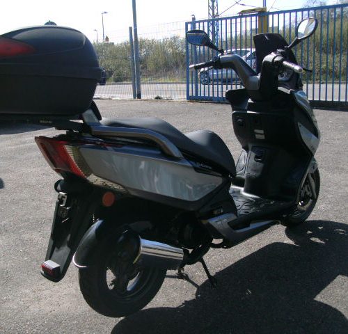Kymco New Grand Dink 50 Gdink Nur 3.052km Ez. 12.2015 Großes Topcase