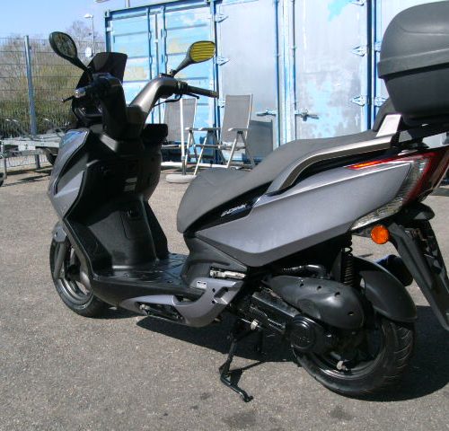 Kymco New Grand Dink 50 Gdink Nur 3.052km Ez. 12.2015 Großes Topcase