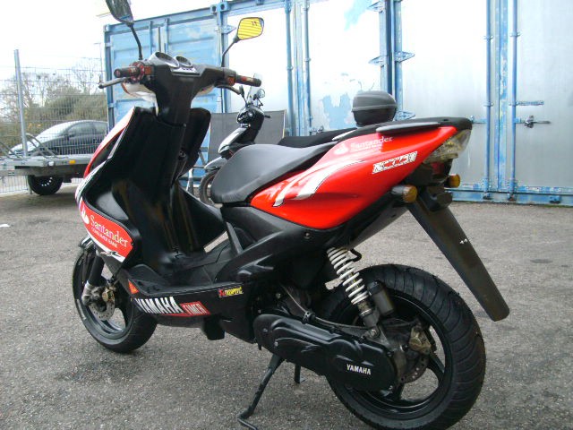 Yamaha Aerox 50 Sondermodell Santander 12.462km Ez. 11.2008 Bastlerfahrzeug