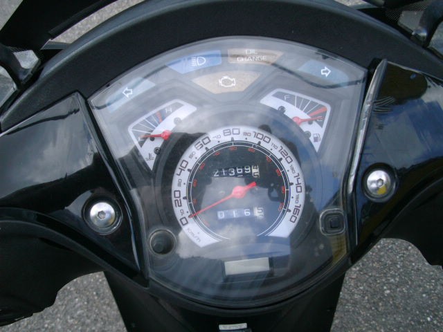 Honda Sh 125 i Großes Windschild & Topcase 21.369km Ez. 05.2010 Tüv 08.2026 Frische Wartung