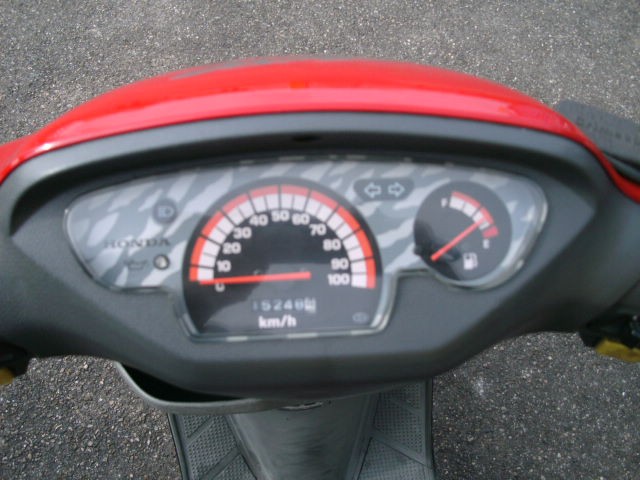 Honda SFX 50 2T 15.334km Ez. 05.1997 Neuer Auspuff