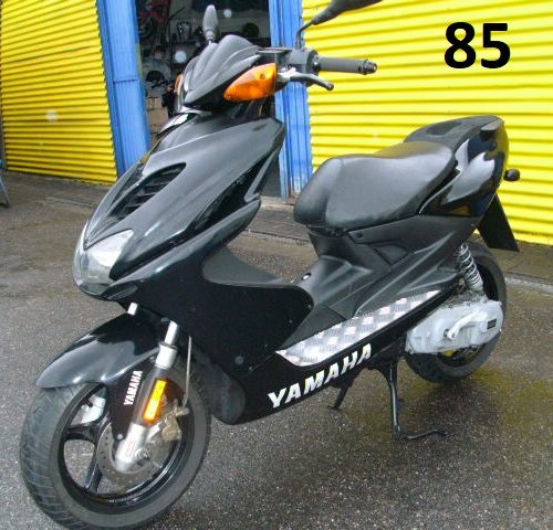 Yamaha Aerox 50 Nur 4.330km Riffelbleche Frische Wartung