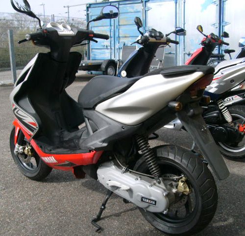 Yamaha Aerox 50 2T Original Zustand Nur 8.234km Ez.09.2009 Frische Wartung