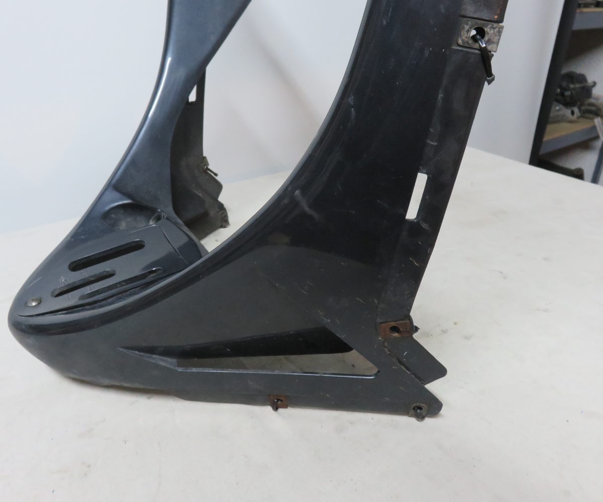 Kawasaki GPZ1000RX-ZX1000 Bugverkleidung vorne Text lesen Kennung 3265 Preis VHB