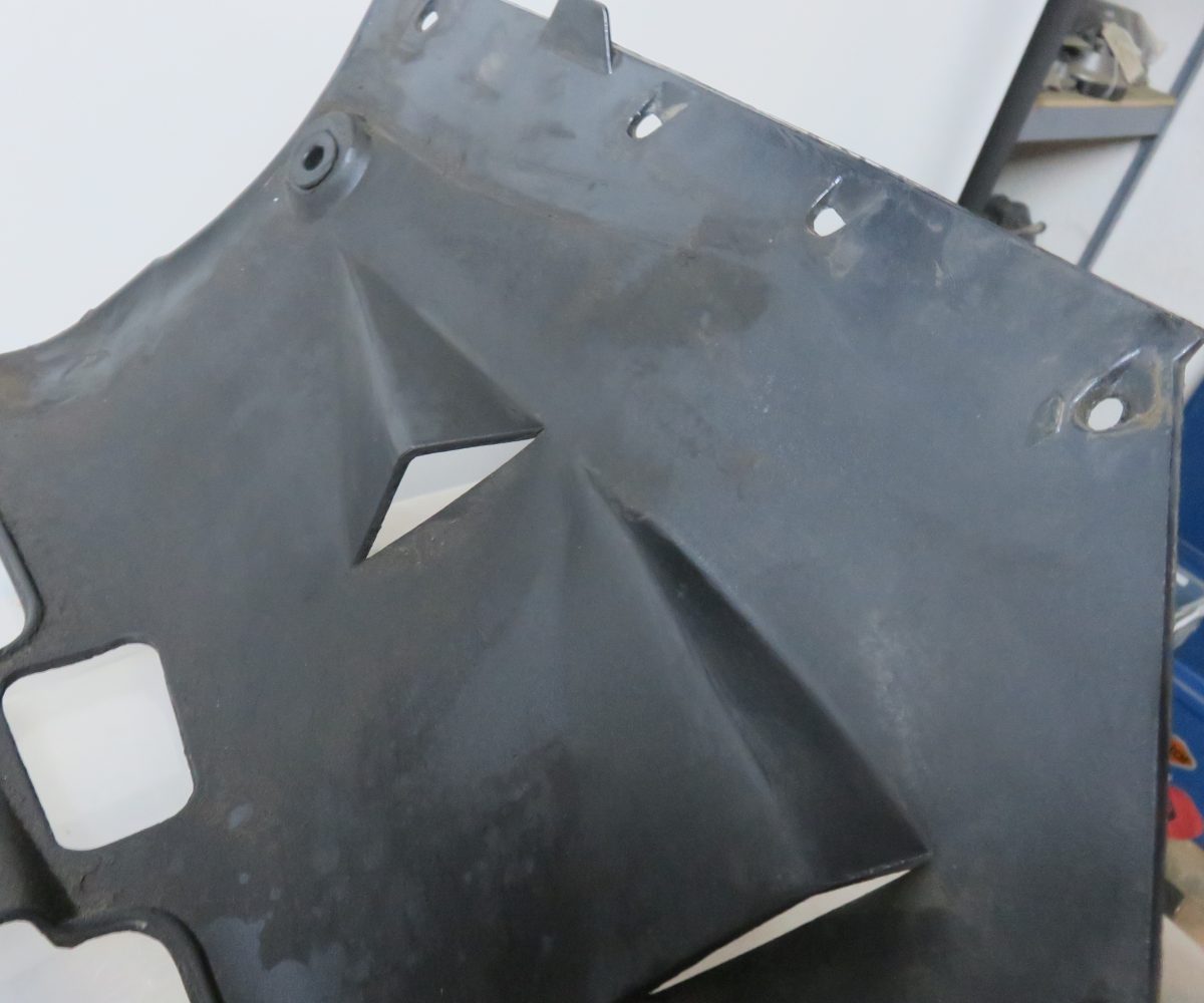 Kawasaki GPZ1000RX-ZX1000 Bugspoiler unten Kennung 3266 Preis VHB
