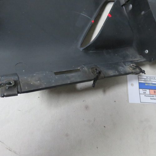 Kawasaki GPZ1000RX-ZX1000 Seitenverkleidung Li Kennung 3268 Preis VHB
