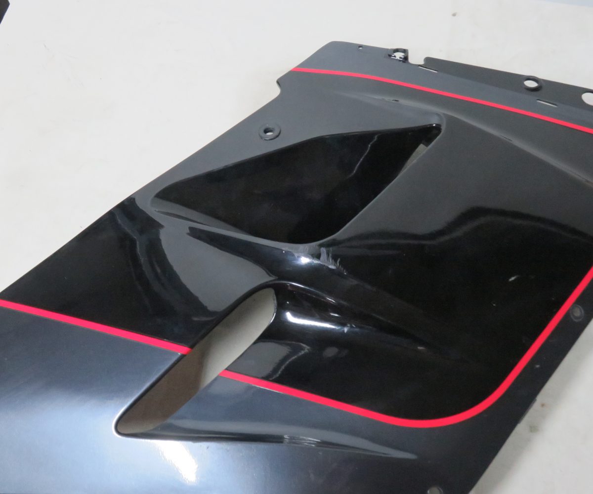 Kawasaki GPZ1000RX-ZX1000 Seitenverkleidung Re Text lesen Kennung 3269 Preis VHB