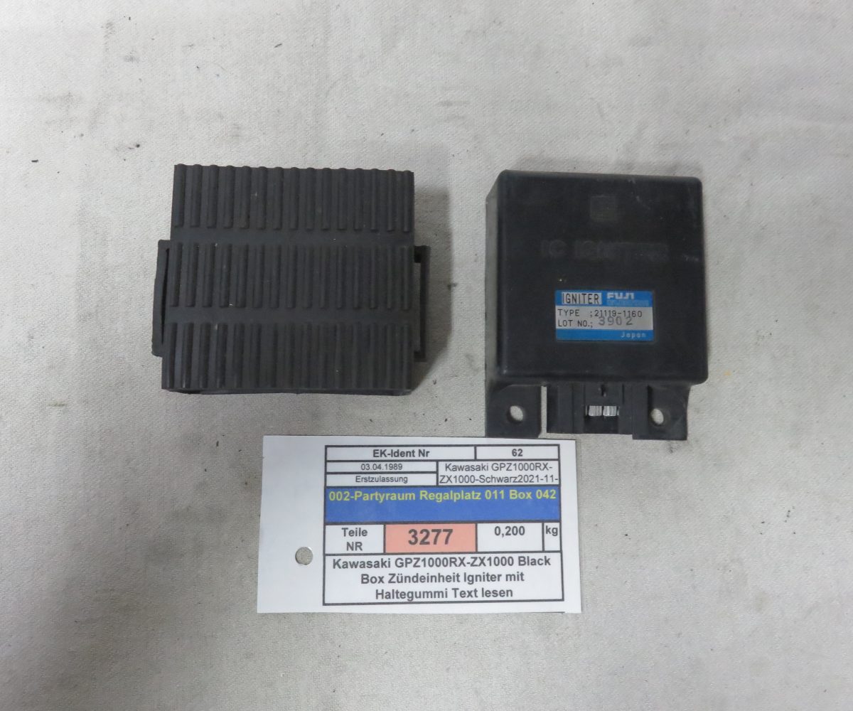 Kawasaki GPZ1000RX-ZX1000 Black Box Zündeinheit Igniter mit Haltegummi Text lesen Kennung 3277 Preis VHB