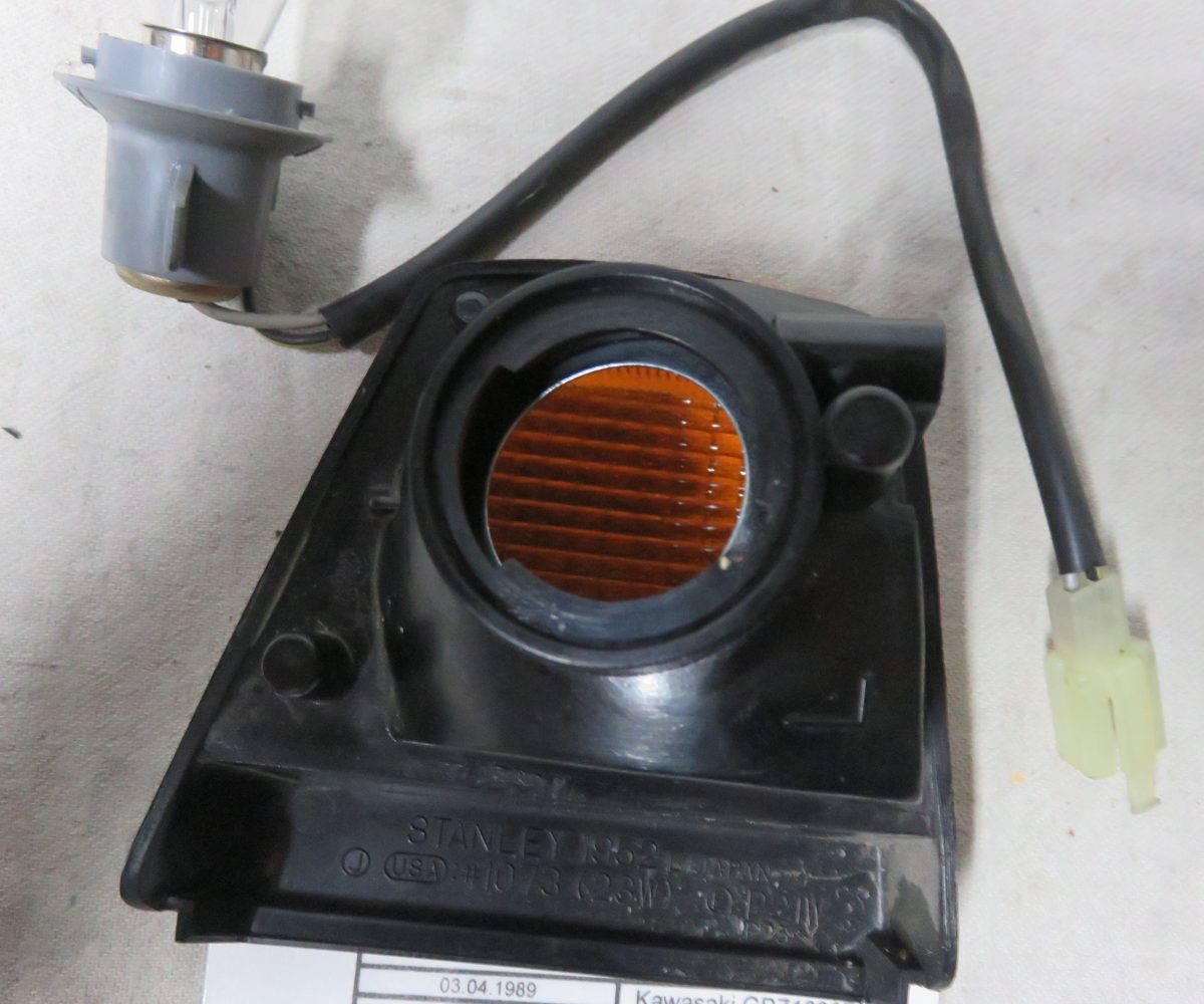 Kawasaki GPZ1000RX-ZX1000 Blinker hinten Links Kennung 3279