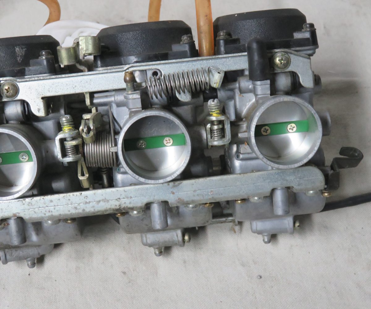 Kawasaki GPZ1000RX-ZX1000 Vergaserbatterie TEXT lesen Kennung 3289 Preis VHB