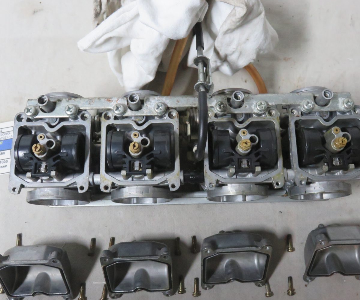 Kawasaki GPZ1000RX-ZX1000 Vergaserbatterie TEXT lesen Kennung 3289 Preis VHB