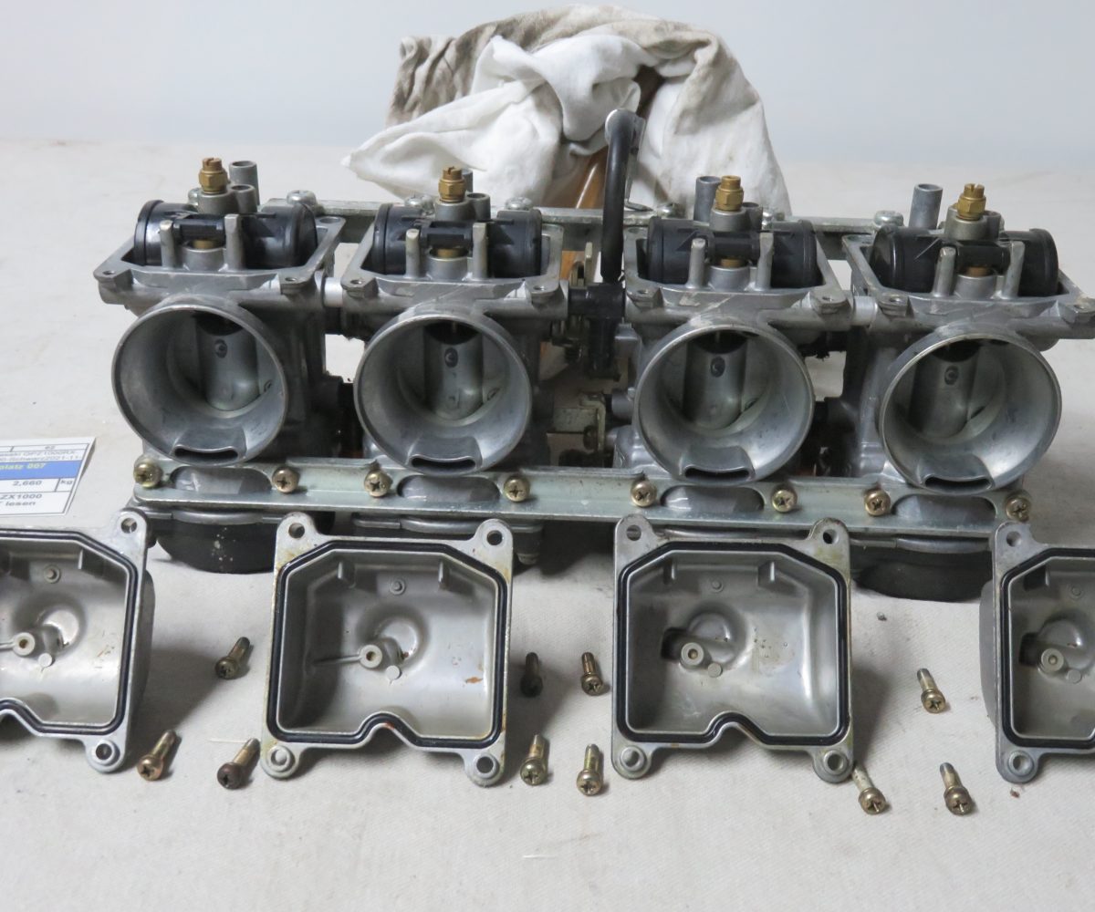 Kawasaki GPZ1000RX-ZX1000 Vergaserbatterie TEXT lesen Kennung 3289 Preis VHB