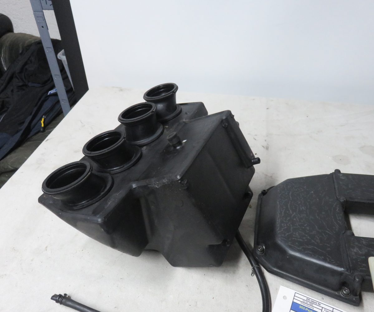 Kawasaki GPZ1000RX-ZX1000 Luftfilterkasten Text lesen Kennung 3292 Preis VHB