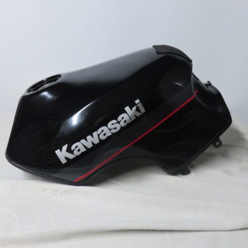 Kawasaki GPZ1000RX-ZX1000 Tank TEXT LESEN Kennung 3352 Preis VHB