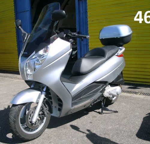 Honda Swing 125 ABS WIE NEU Nur 11.600km Keine Kratzer Scheckheft gepflegt