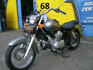 01_Honda-Shadow-125-graumet.-01.04.25-01