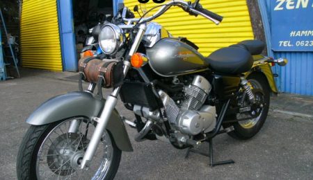 01_Honda-Shadow-125-graumet.-01.04.25-01