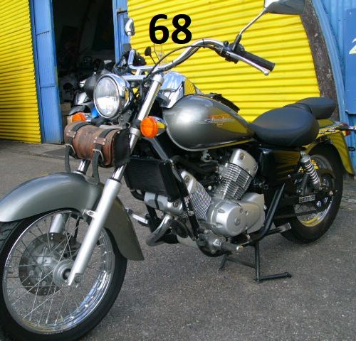 Honda Shadow 125 aus 1.Hand WIE NEU SAMMLERZUSTAND Nur 13.288km Ez 04.1999