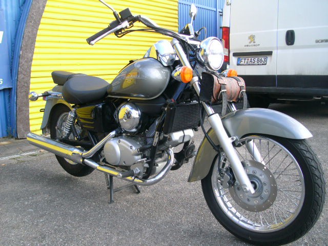 Honda Shadow 125 aus 1.Hand WIE NEU SAMMLERZUSTAND Nur 13.288km Ez 04.1999