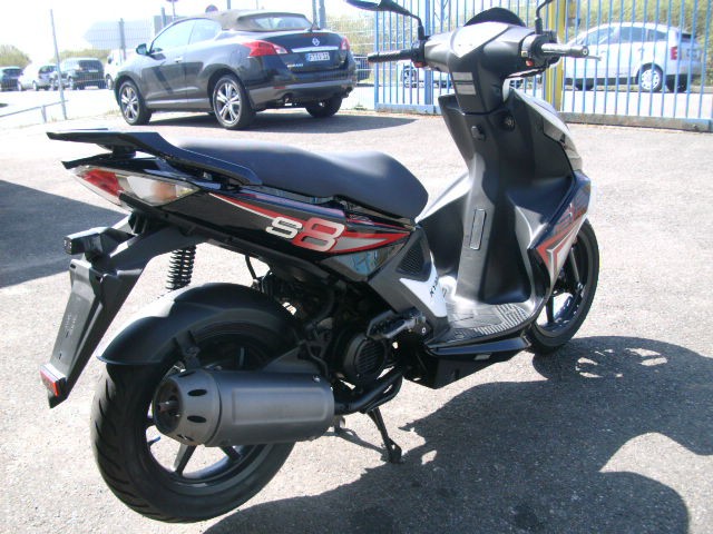 Kymco Super 8 50 2T Mofa & 45er Papiere Frische Wartung 7.926km Ez.03.2015