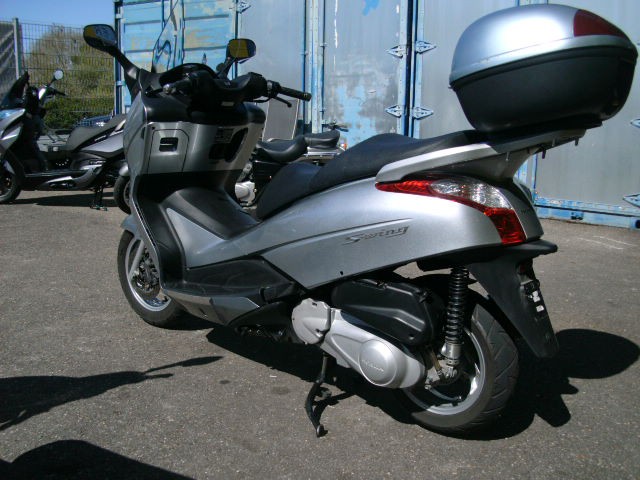 Honda Swing 125 ABS WIE NEU Nur 11.600km Keine Kratzer Scheckheft gepflegt