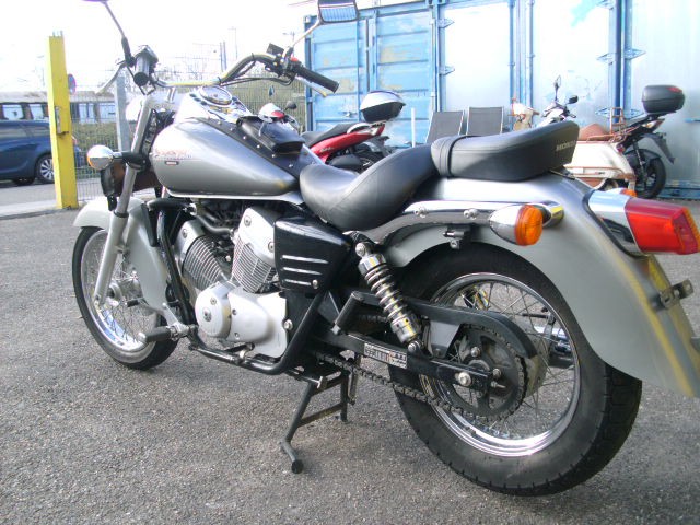 Honda Shadow 125 aus 1.Hand WIE NEU SAMMLERZUSTAND Nur 13.288km Ez 04.1999