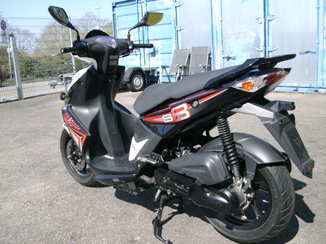 Kymco Super 8 50 2T Mofa & 45er Papiere Frische Wartung 7.926km Ez.03.2015