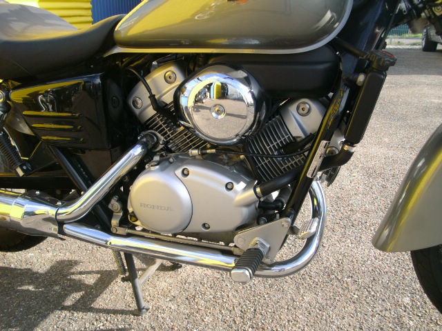 Honda Shadow 125 aus 1.Hand WIE NEU SAMMLERZUSTAND Nur 13.288km Ez 04.1999