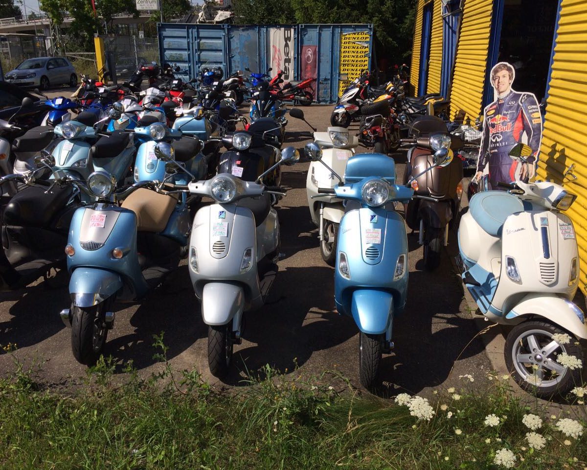 Honda Swing 125 ABS WIE NEU Nur 11.600km Keine Kratzer Scheckheft gepflegt