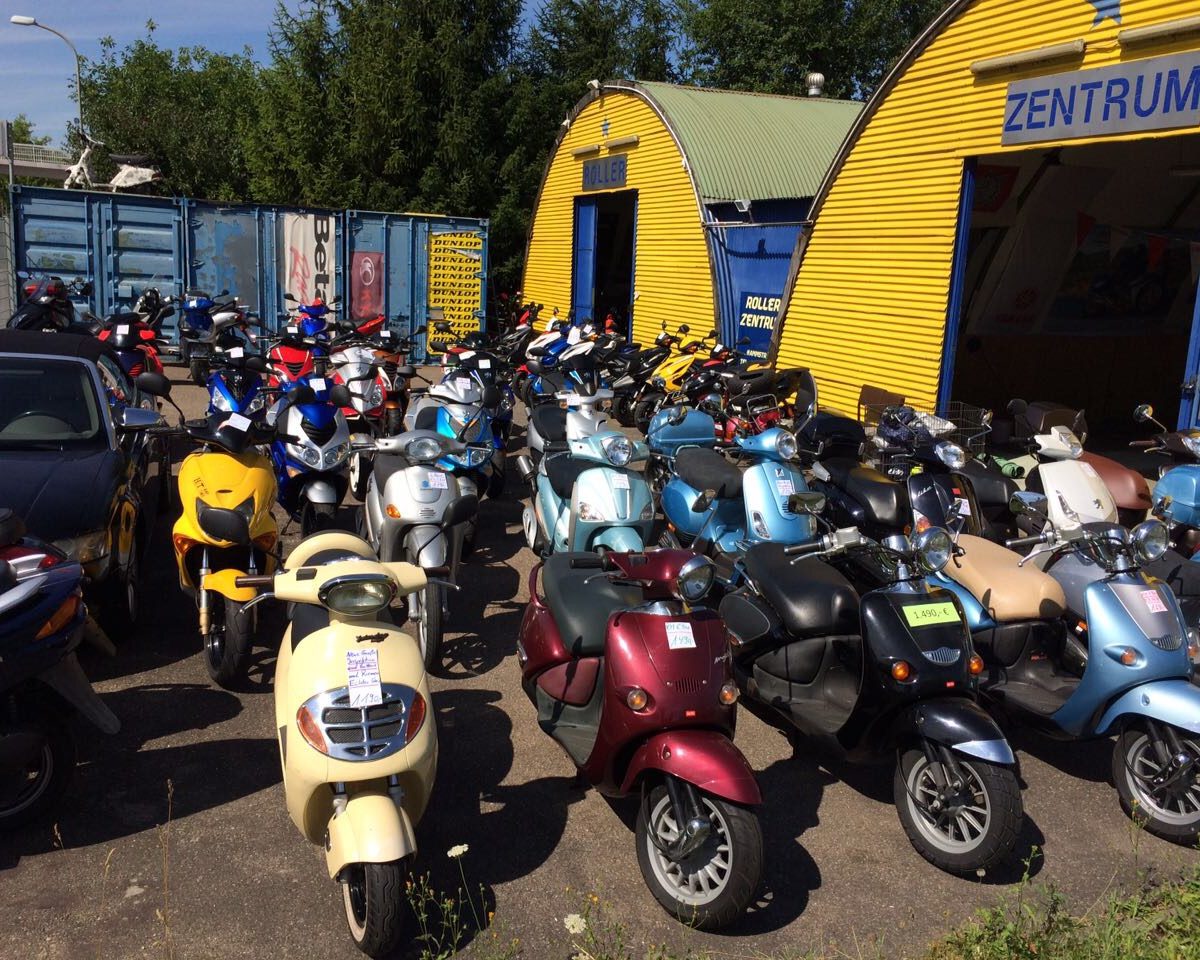 Honda Swing 125 ABS WIE NEU Nur 11.600km Keine Kratzer Scheckheft gepflegt