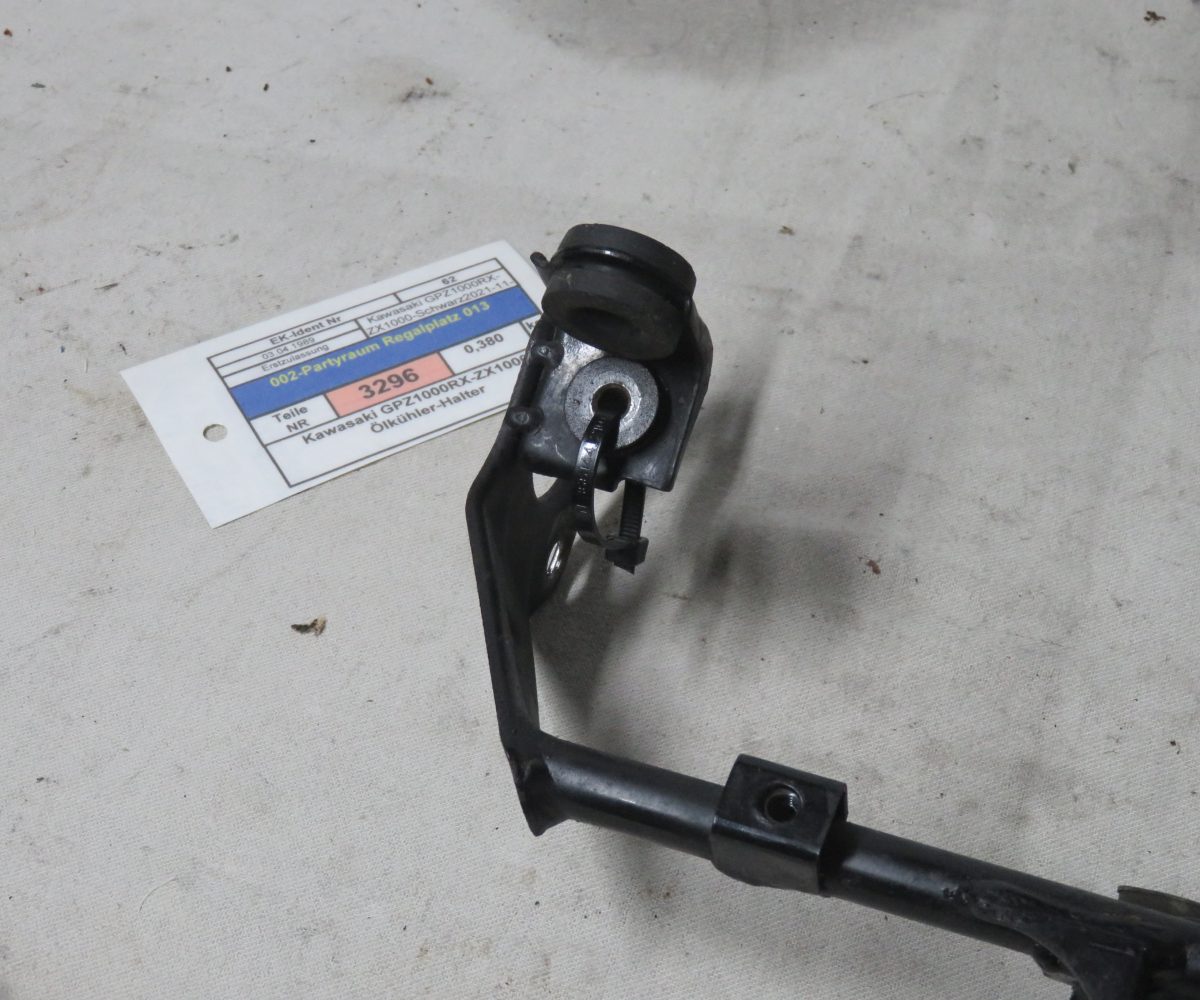 Kawasaki GPZ1000RX-ZX1000 Ölkühler-Halter Kennung 3296 Preis VHB