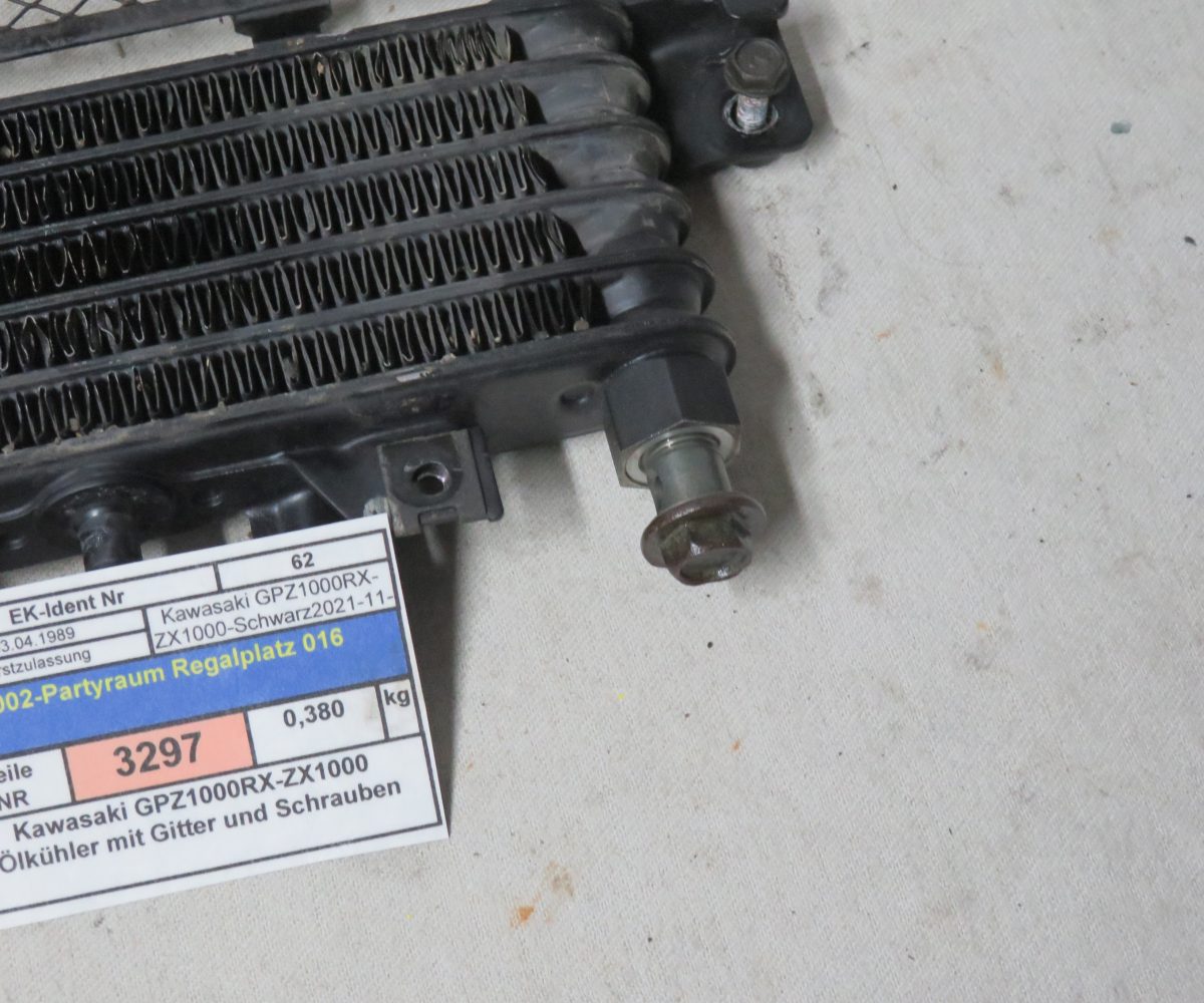 Kawasaki GPZ1000RX-ZX1000 Ölkühler mit Gitter und Schrauben Kennung 3297 Preis VHB