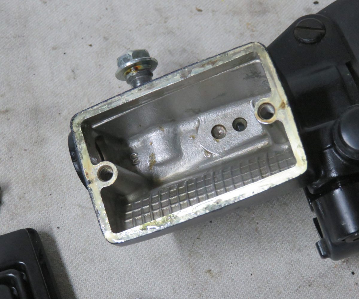 Kawasaki GPZ1000RX-ZX1000 Bremspumpe Vorderradbremse mit Hebel Kennung 3306 Preis VHB