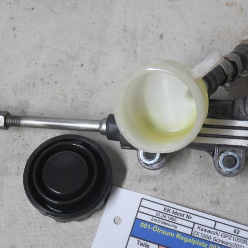 Kawasaki GPZ1000RX-ZX1000 Bremspumpe hinten TEXT lesen Kennung 3317 Preis VHB