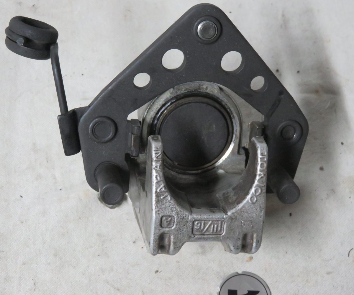 Kawasaki GPZ1000RX-ZX1000 Bremssattel hinten mit Halter Text lesen Kennung 3324 Preis VHB